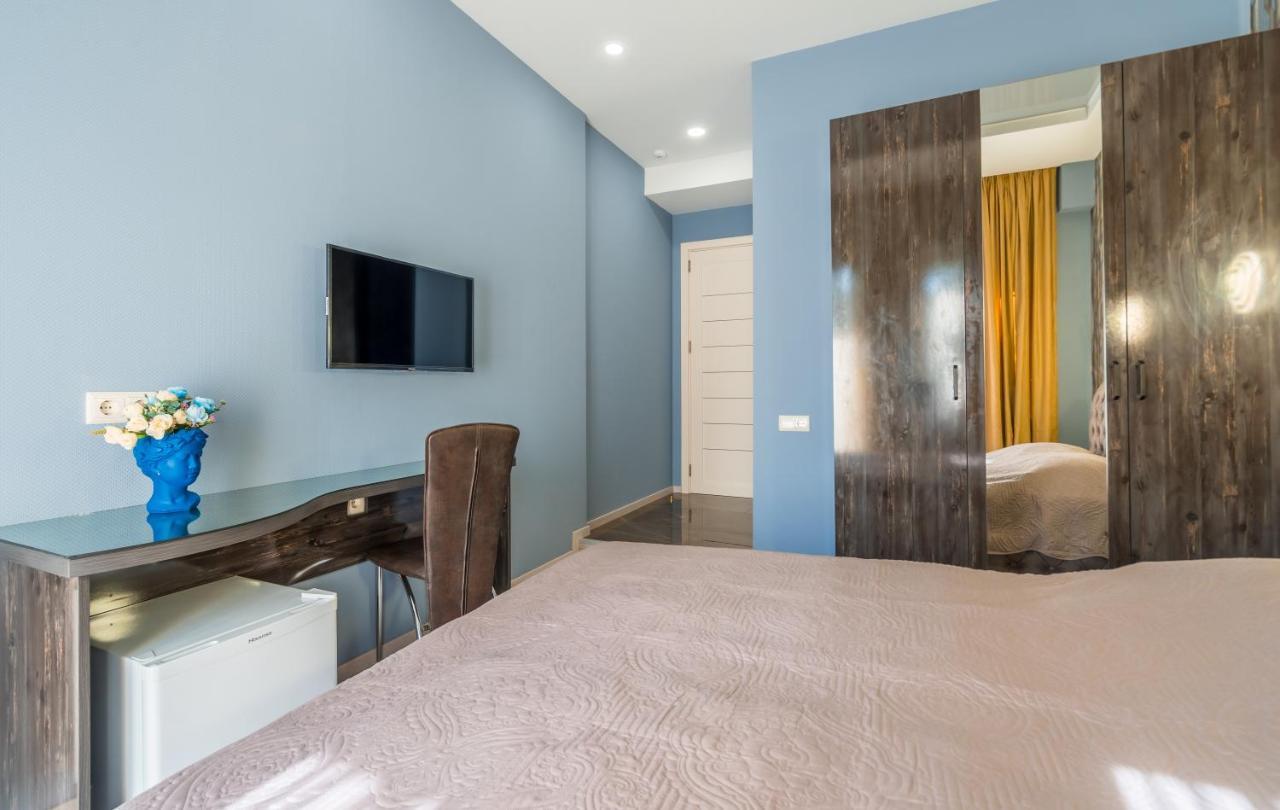 Constant Tbilisi Hotel ภายนอก รูปภาพ